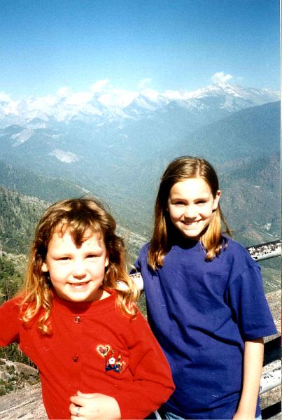 Stephanie and Gretchen on top of Moro Rock SNP.jpg - 1996 - Top of Morro Rock, Sequoia NP, CA - Stephanie & Gretchen
